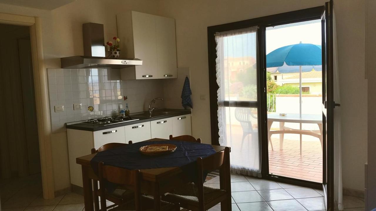 Residence L'Ancora Кастелсардо Екстериор снимка