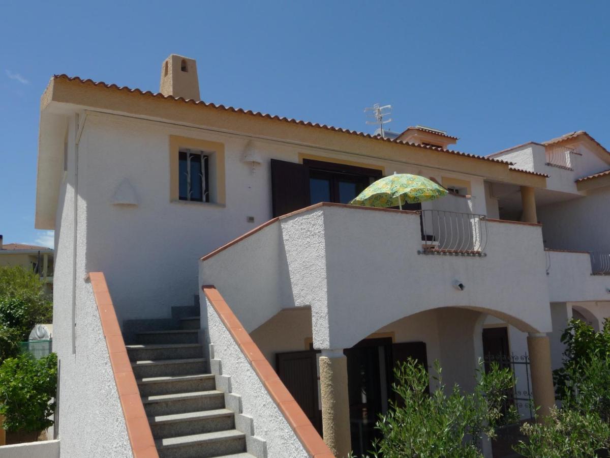 Residence L'Ancora Кастелсардо Екстериор снимка