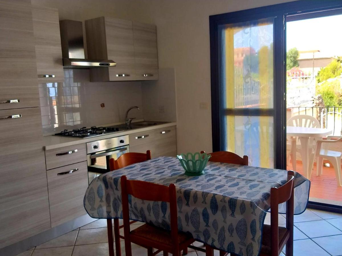 Residence L'Ancora Кастелсардо Екстериор снимка